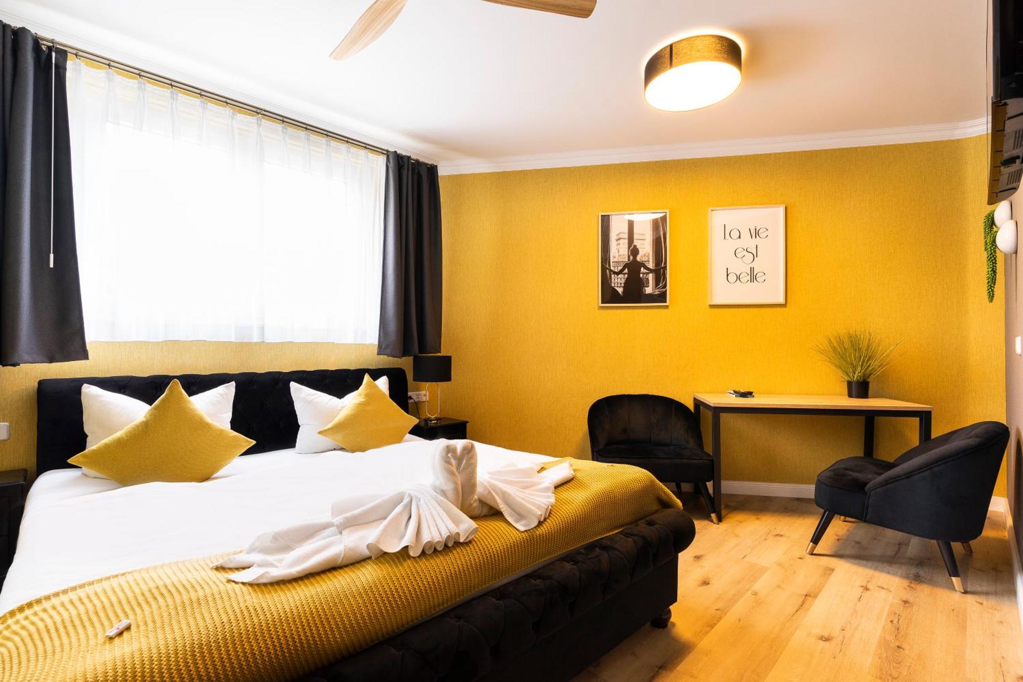Cityhotel Bernburg Room photo